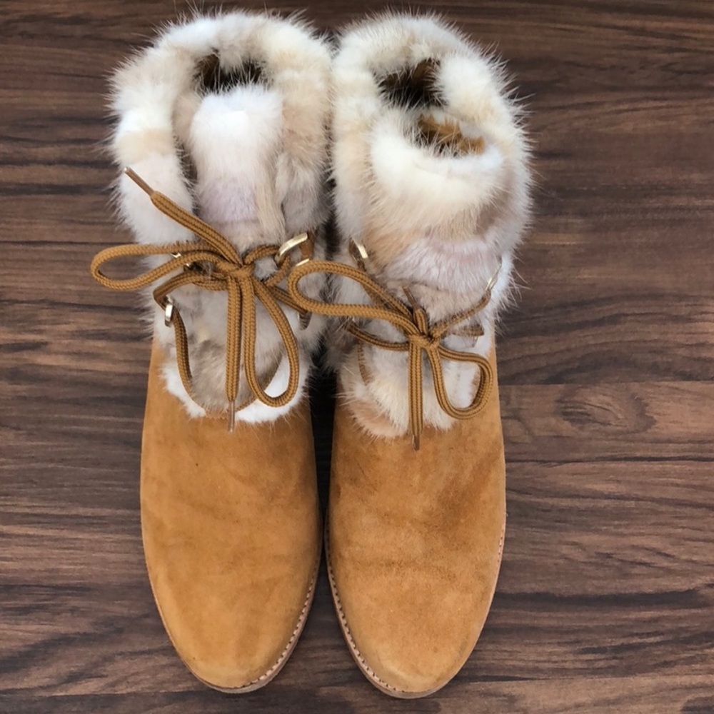 NWOT STUART WEITZMAN BOOTIES SIZE 7.5